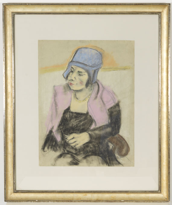 Georg Tappert - Sitzende Dame mit blauem Hut - Rahmenbild
