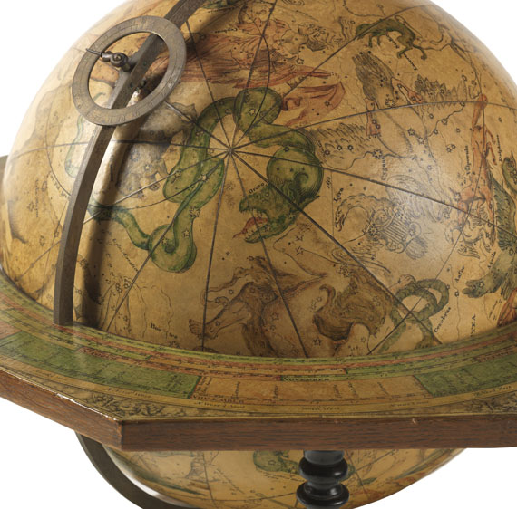  Globus - Pair of Celestial and Terrestrial Globes, 32 cm diameter. J. G. Doppelmayr 1728 (revised ed. by W. P. Jenig, 1789/90). - Weitere Abbildung