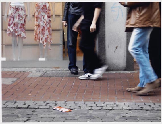 Thomas Struth - Obdachlose fotografieren Passanten