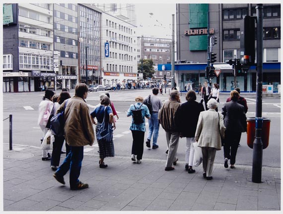 Thomas Struth - Obdachlose fotografieren Passanten - Weitere Abbildung