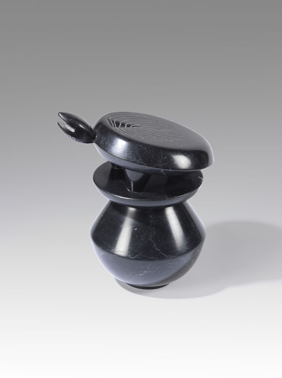 Max Ernst - Petite tortue sur socle rond II - Weitere Abbildung
