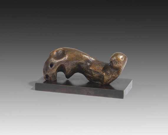 Henry Moore - Reclining Figure Holes - Weitere Abbildung