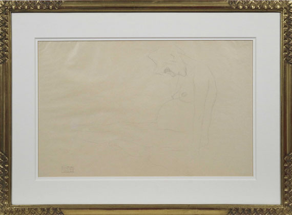 Gustav Klimt - Mit ausgestreckten Beinen nach links sitzende nackte Schwangere, Studie zu "Hoffnung II" - Rahmenbild