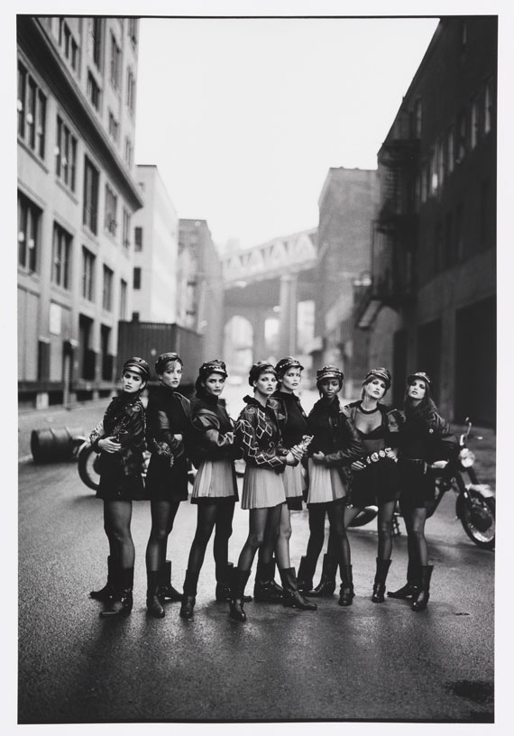 Peter Lindbergh - Cindy Crawford, Tatjana Patitz, Helena Christensen, Linda Evangelista, Claudia Schiffer, Naomi Campbell, Karen Mulder & Stephani Seymour, Brooklyn, New York (American Vogue)