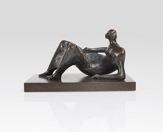 Henry Moore - Maquette for Reclining Figure: Angles - Weitere Abbildung