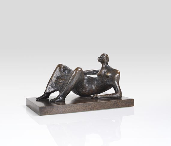 Henry Moore - Maquette for Reclining Figure: Angles - Weitere Abbildung