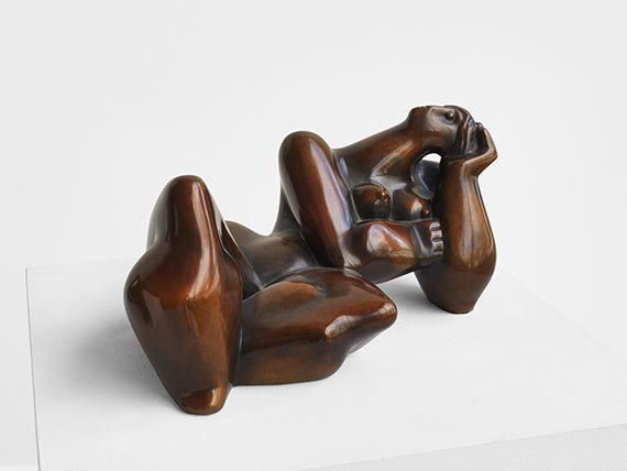 Karl Hartung - Kleine Liegende mit aufgestütztem Kopf - Weitere Abbildung