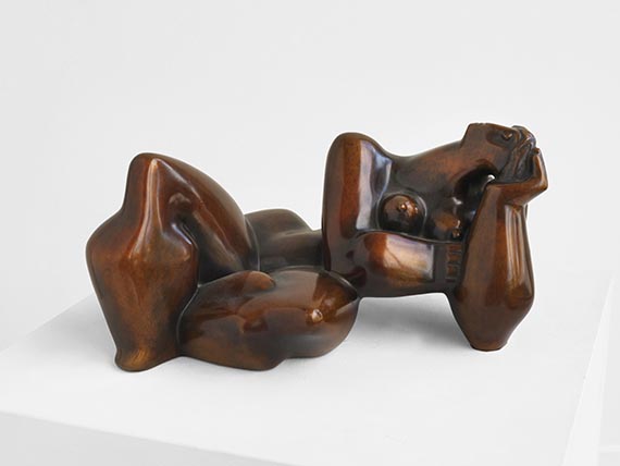 Karl Hartung - Kleine Liegende mit aufgestütztem Kopf - Weitere Abbildung