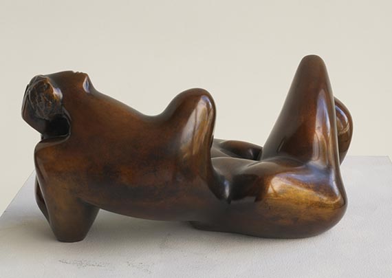 Karl Hartung - Kleine Liegende mit aufgestütztem Kopf - Rückseite