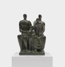 Henry Moore - Family Group